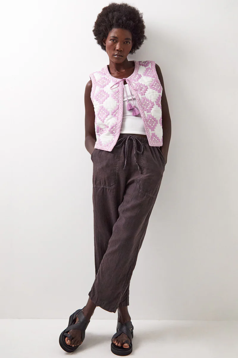 Kaira Quilted Gilet - Image 4