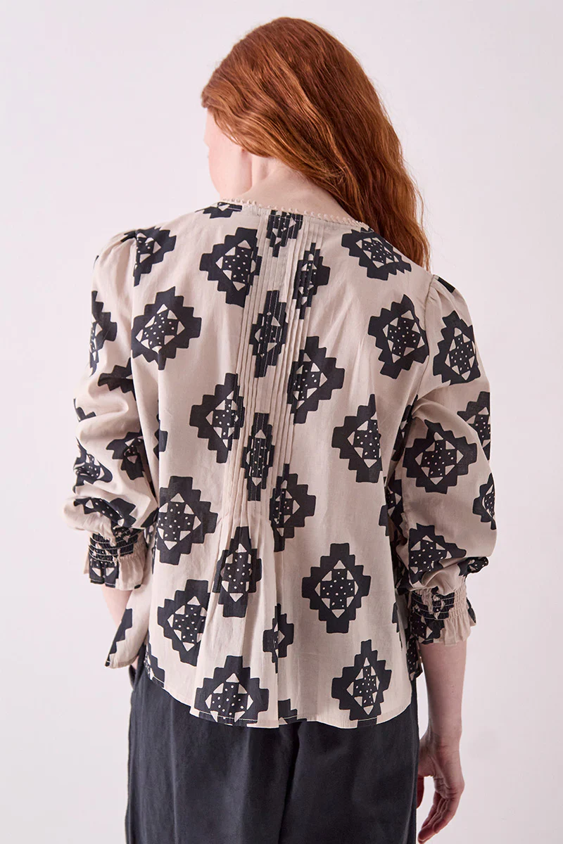Kaira Monochrome Cotton Top - Image 4